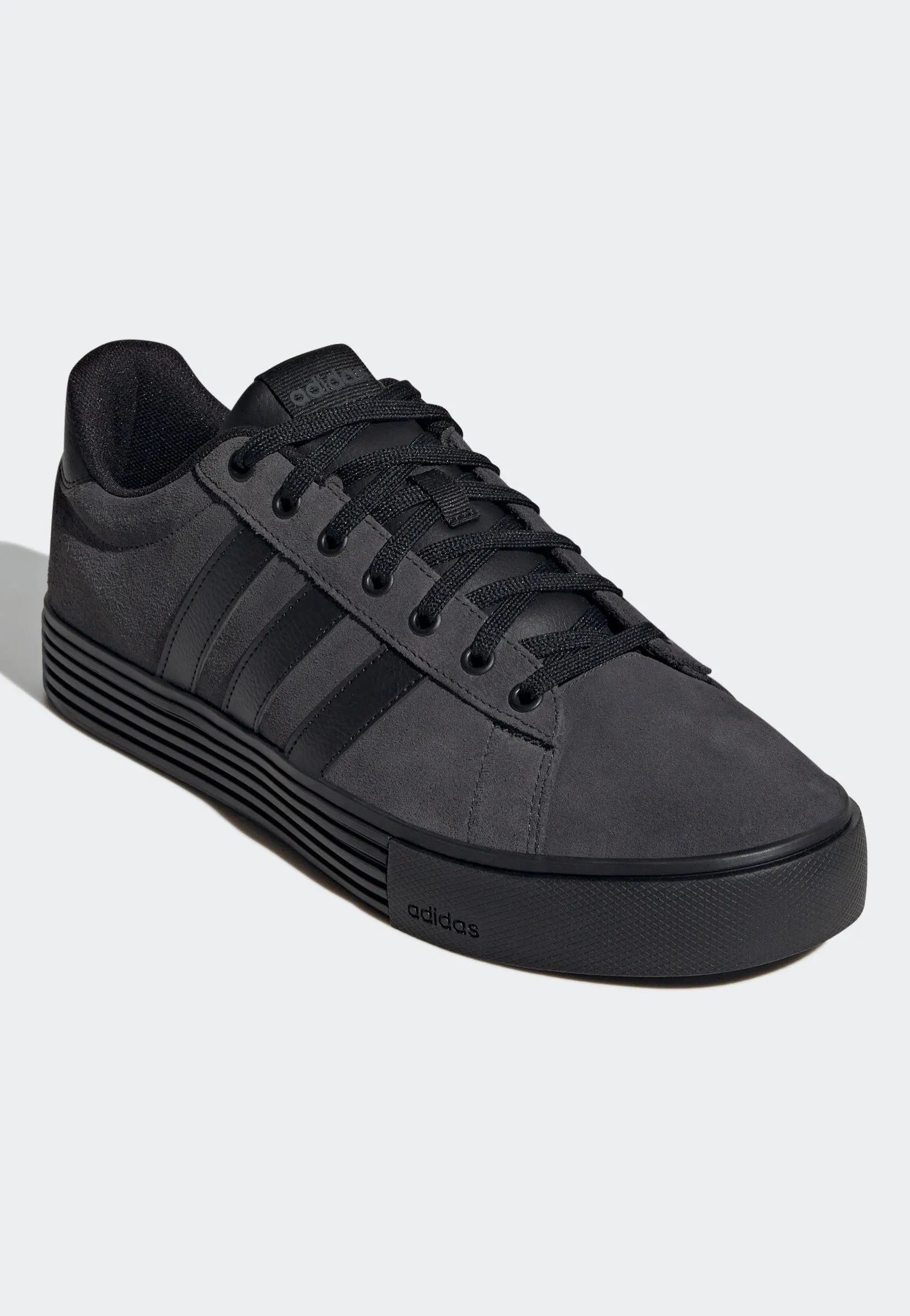 Adidas - Daily 4.0 Cblack/Cblack/Carbon - Shoes