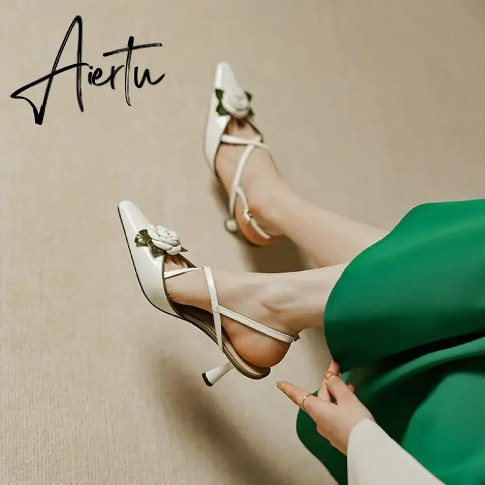 Aiertu Summer/Spring Woman Shoes Cow Leather Pointed Toe Women Sandals Flowers High Heels Slingback Stiletto Retro Shoes for Women