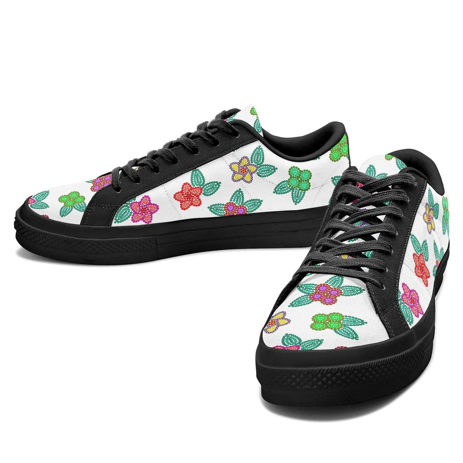 Berry Flowers White Aapisi Low Top Canvas Shoes Black Sole