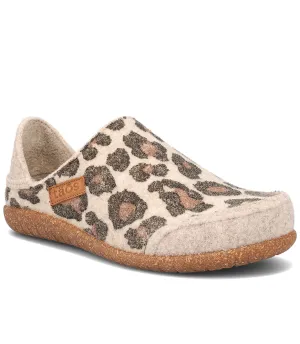 Convertawool in Stone Leopard Wool by Taos