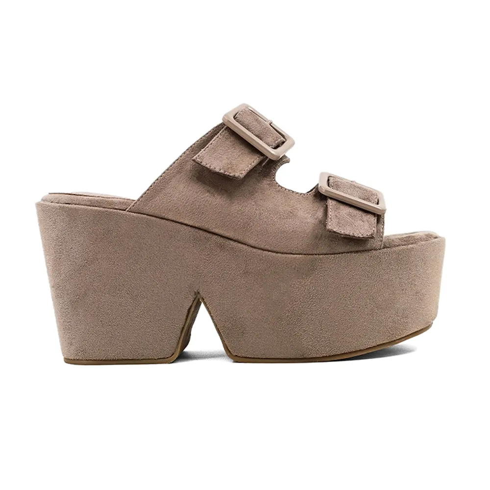 Graceland Wedge Platform Sandals