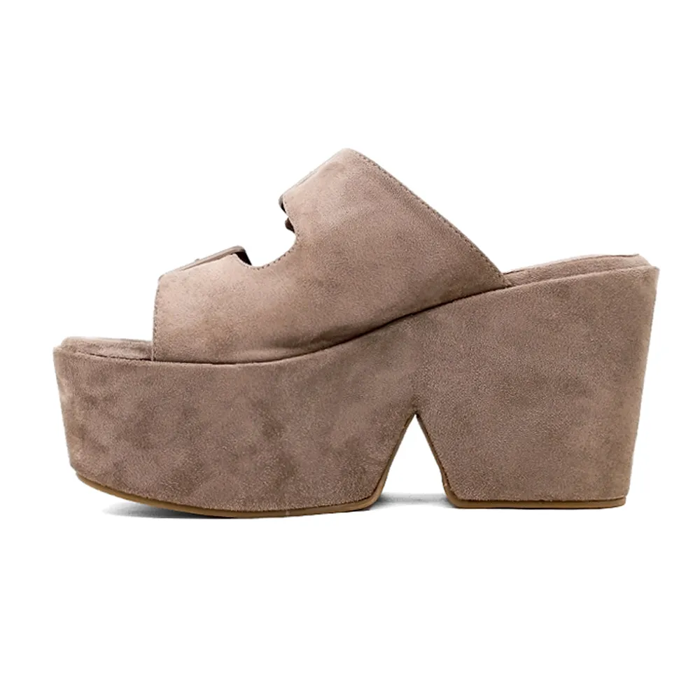 Graceland Wedge Platform Sandals