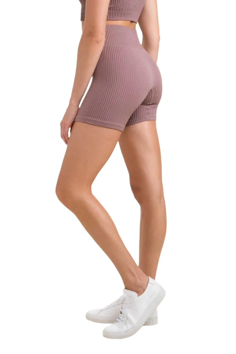 Mono B Ribbed Seamless High-Waisted Shorts APH-A1236