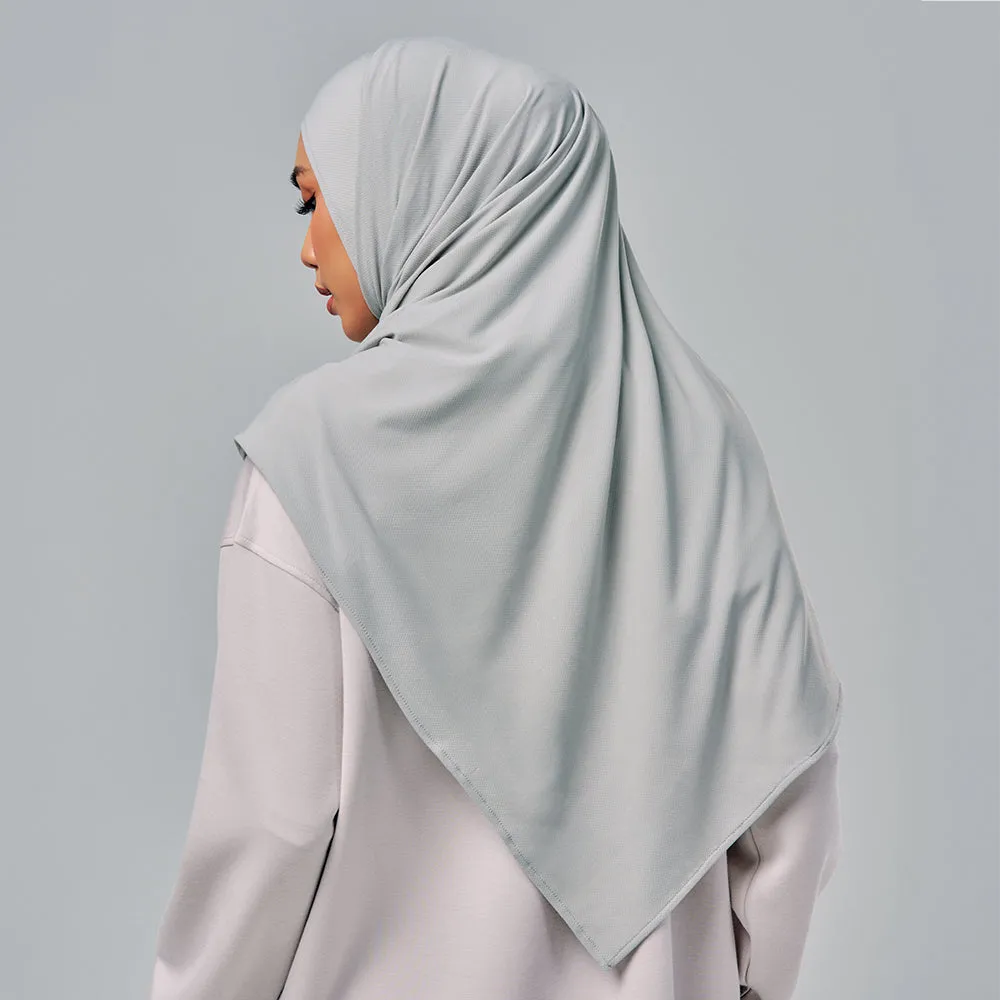 Najwa Sport Shawl - Kick