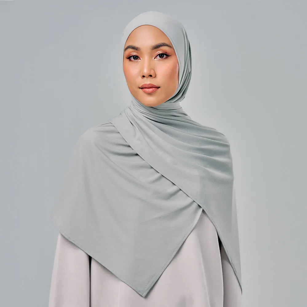 Najwa Sport Shawl - Kick