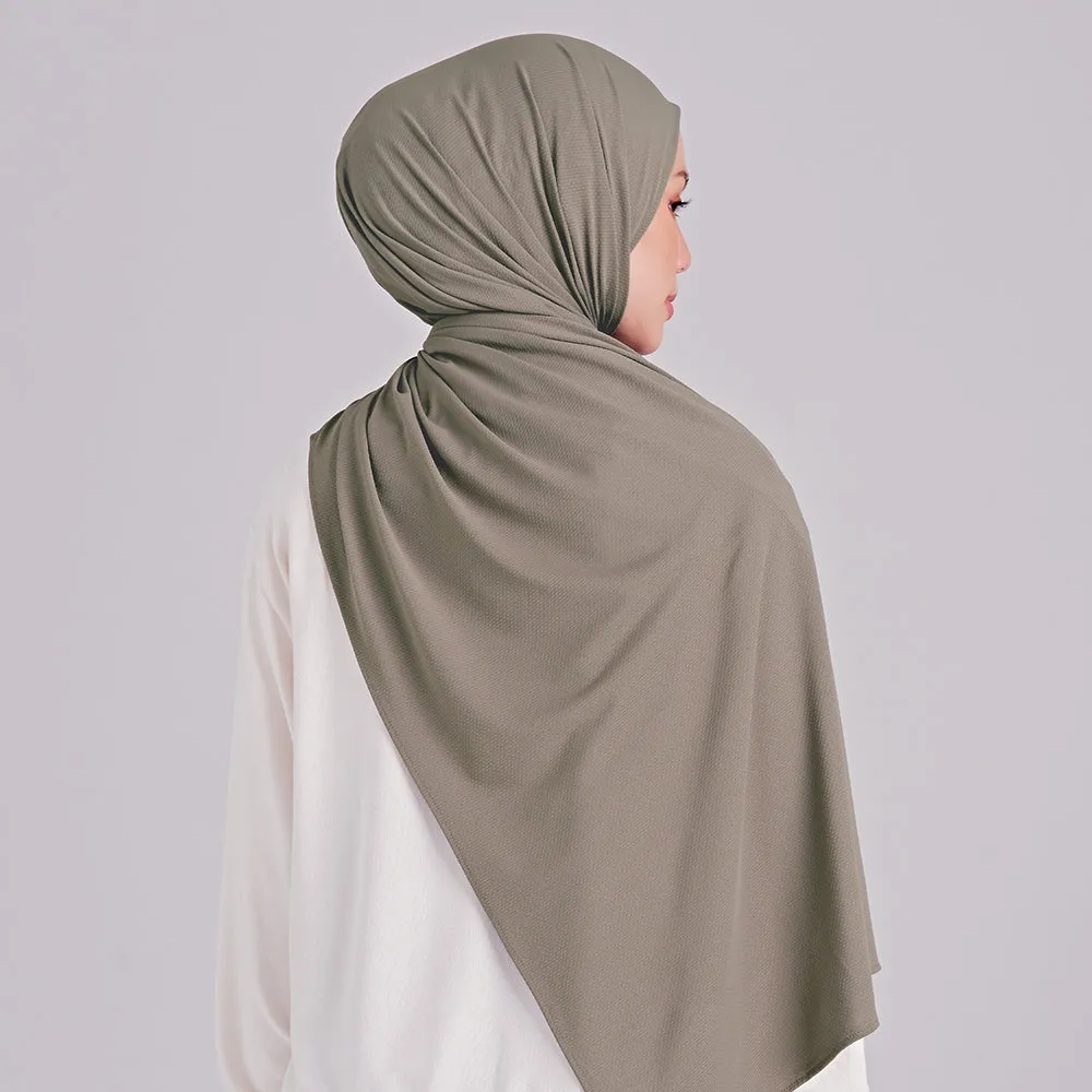 Najwa Sport Shawl - Topiary