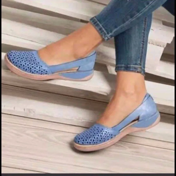 Plus Size Round Toe Slip-On Pure Color Low Heel Flat Comfortable Shoes