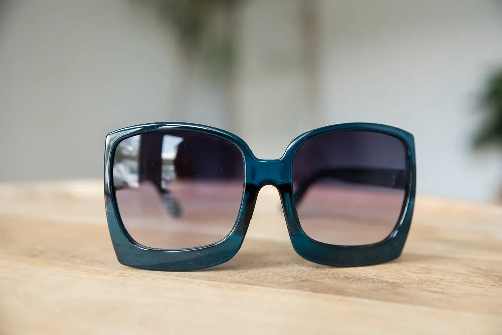 The Megan Sunglasses [Online Exclusive]