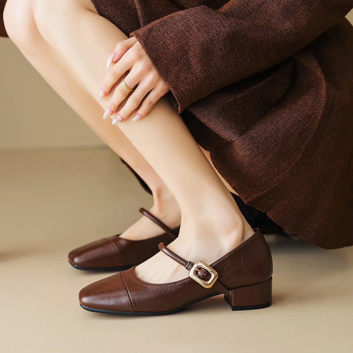 Women Minimalist Retro Leather Low Block Pumps